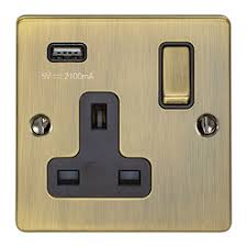 D-S131USB-ABB 1 Gang Switched Socket with 2.1A USB Port Black Insert Antique Brass